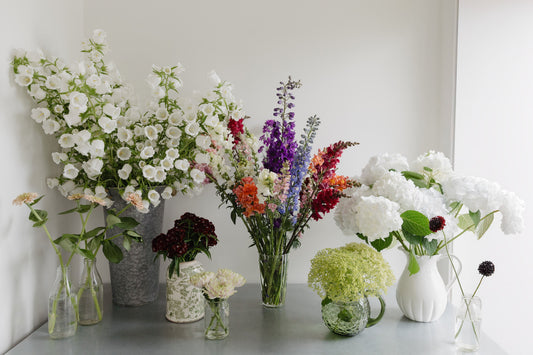 cut flower vase arrangement